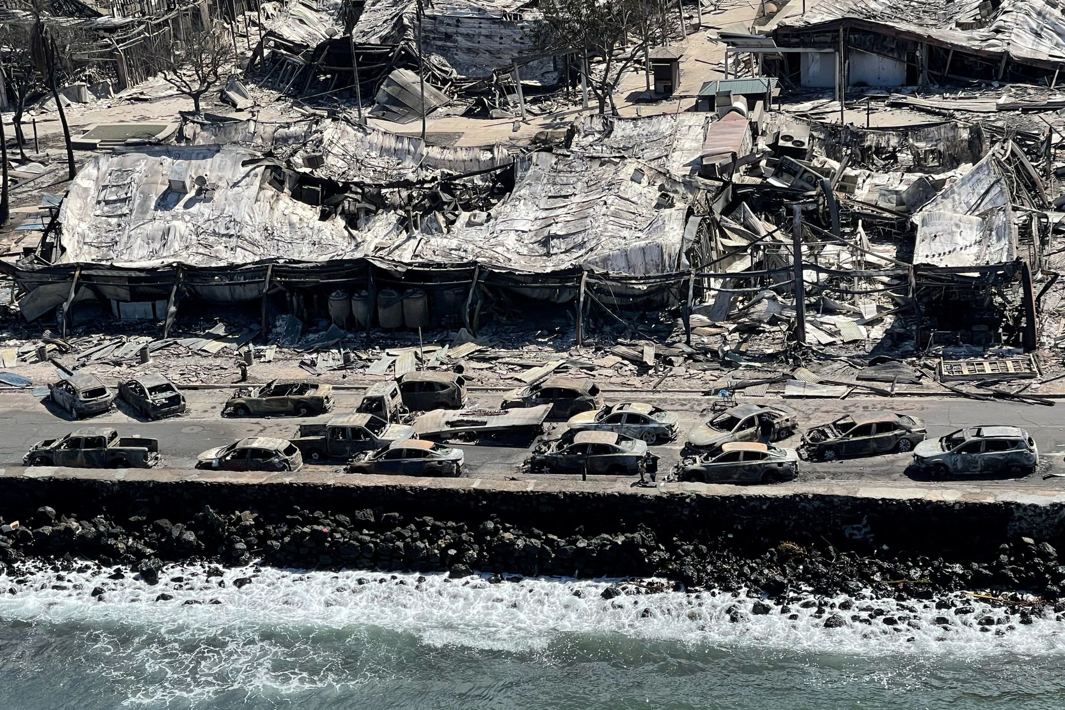 美国百年来最致命火灾 夏威夷野火增至89死