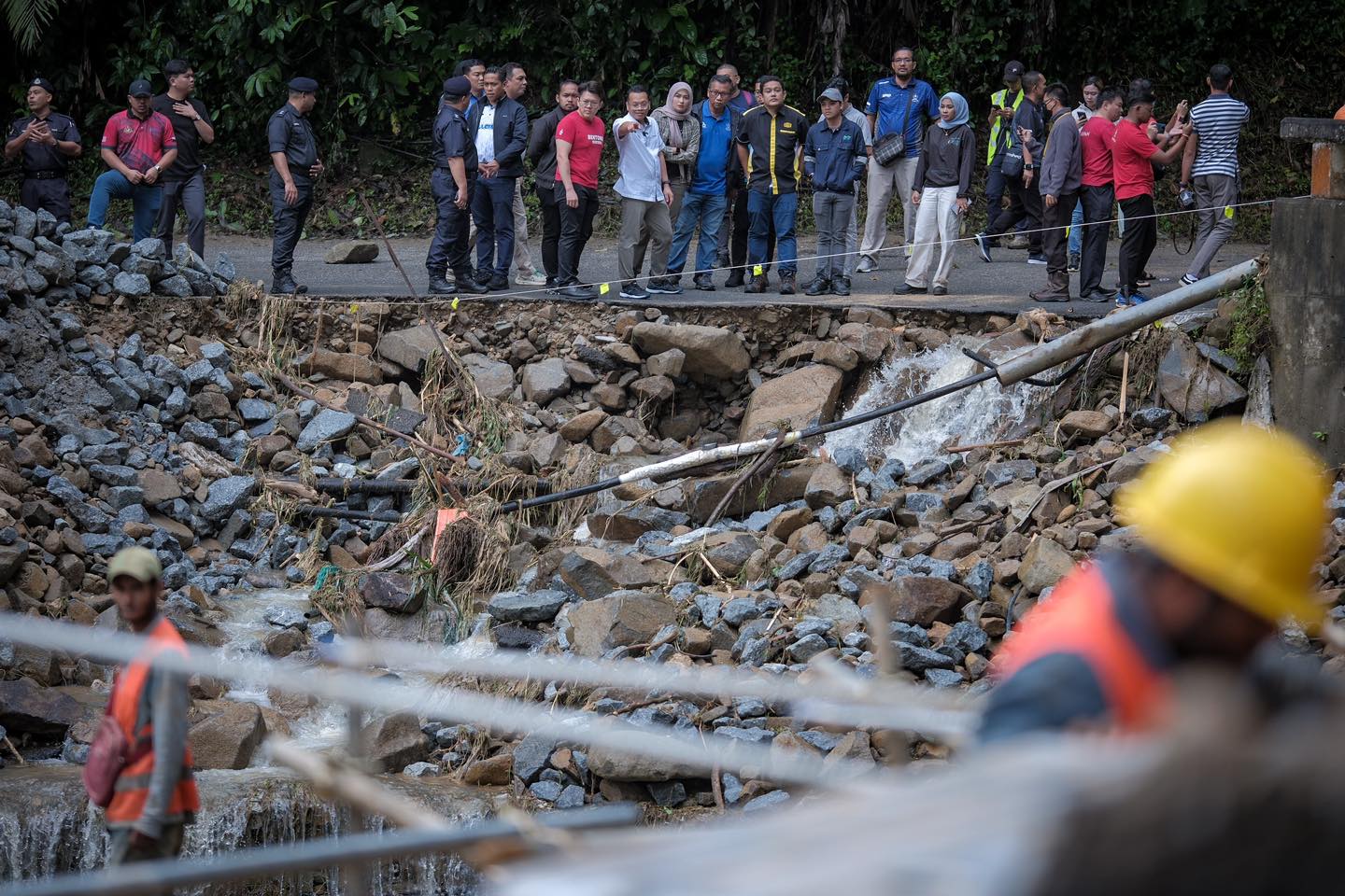 武吉丁宜暴雨酿山洪  环境部长指示研究解决方案