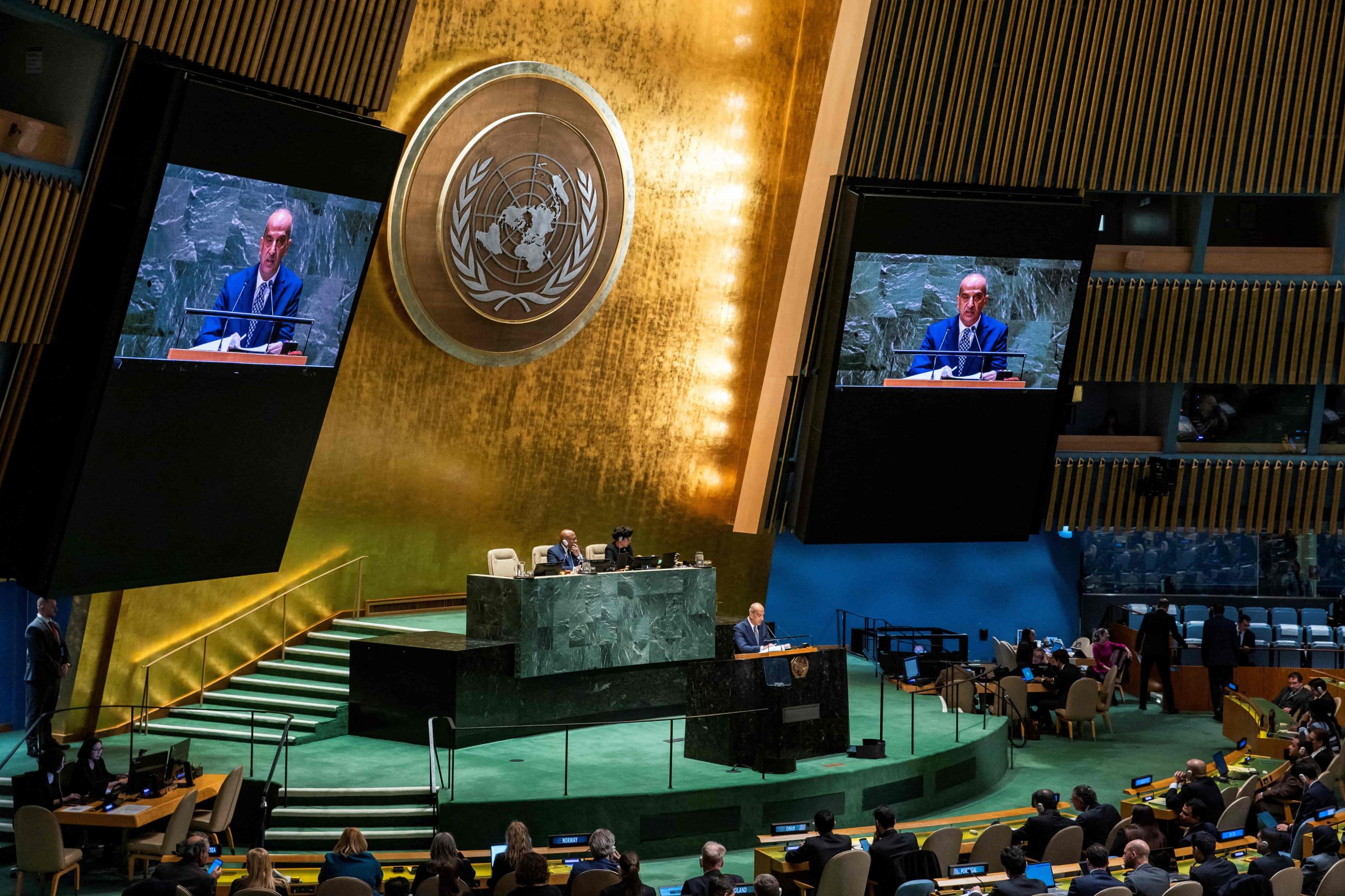 Israel-Hamas war: Watch moment US vetoes UN resolution calling for ...
