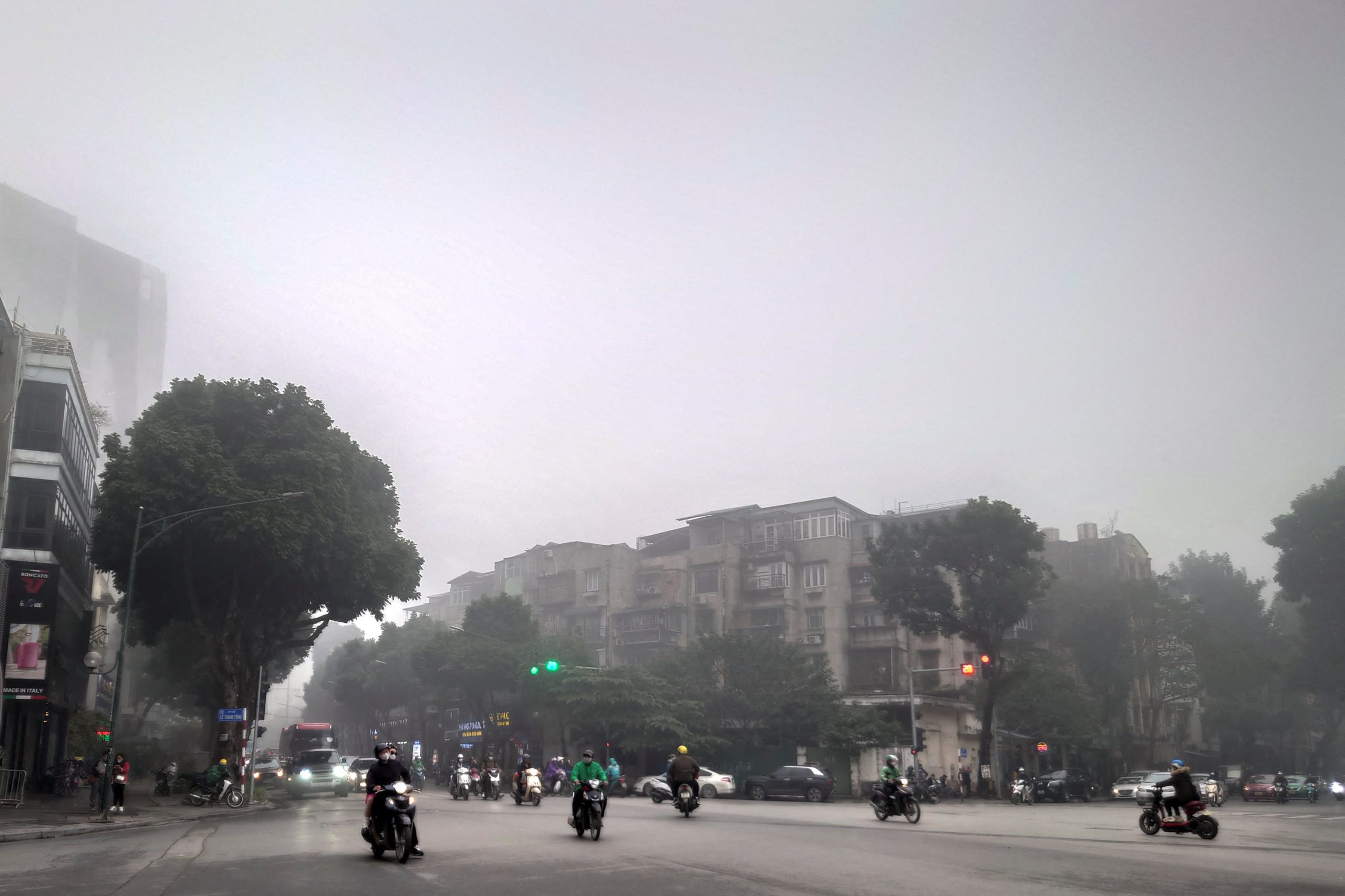 越南河内雾霾空污严峻  来往航班一律延误或转调