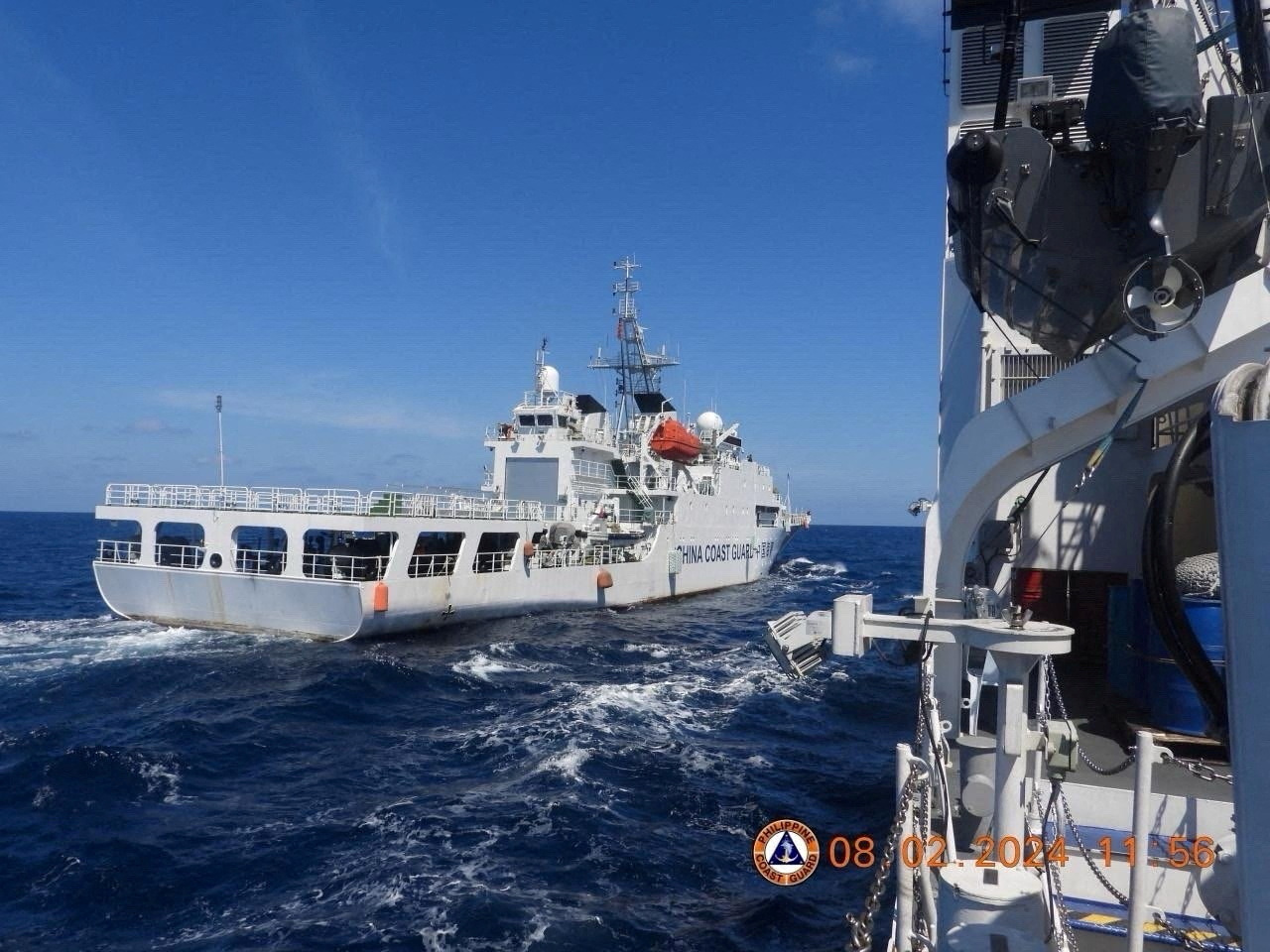 菲律宾派巡逻舰赴黄岩岛  指控中国海警船危险航行