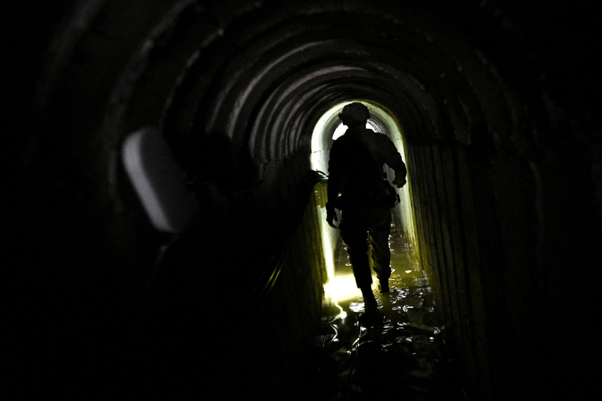以军称UNRWA总部下有哈马斯隧道