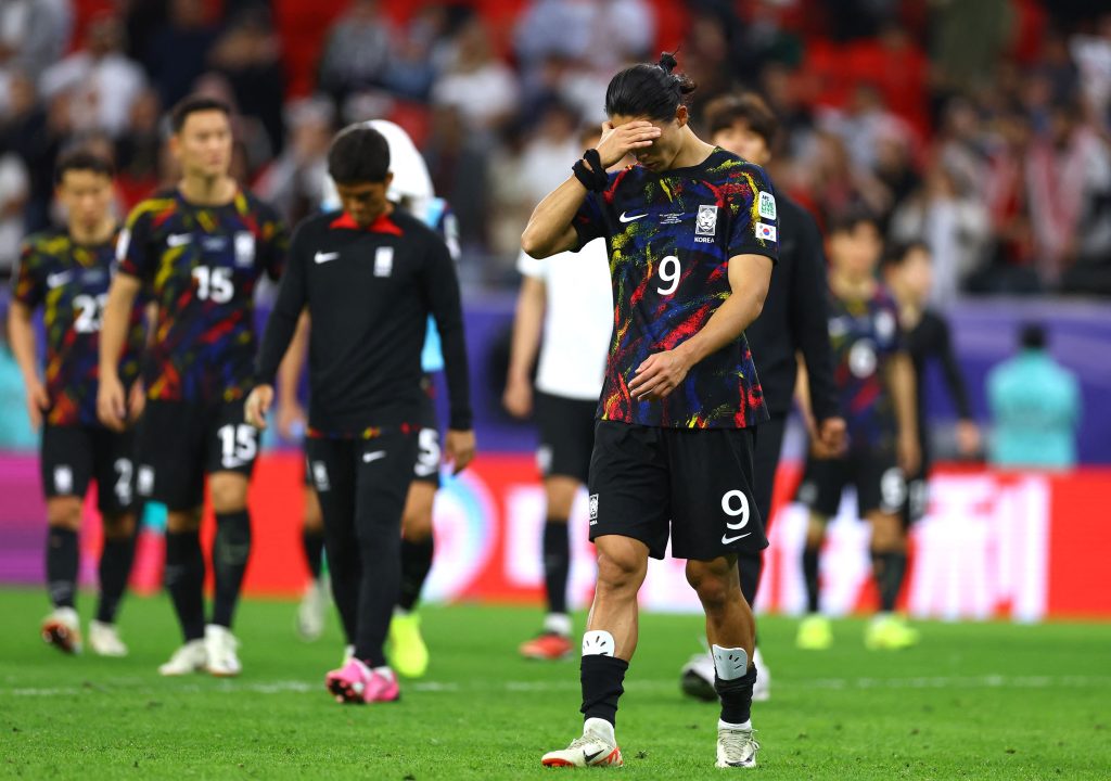韩国没能如愿进入决赛，全队上下难掩失落。——照片：路透社