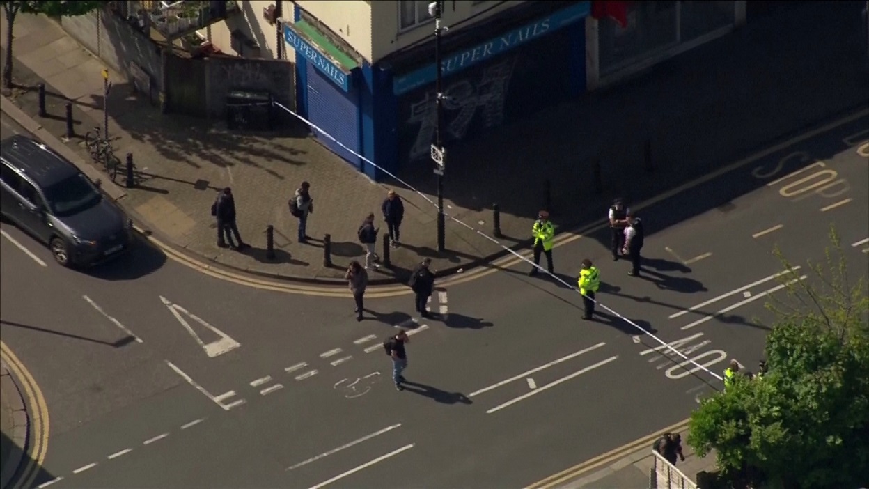 伦敦惊传袭击案 男子持刀袭公众后被捕