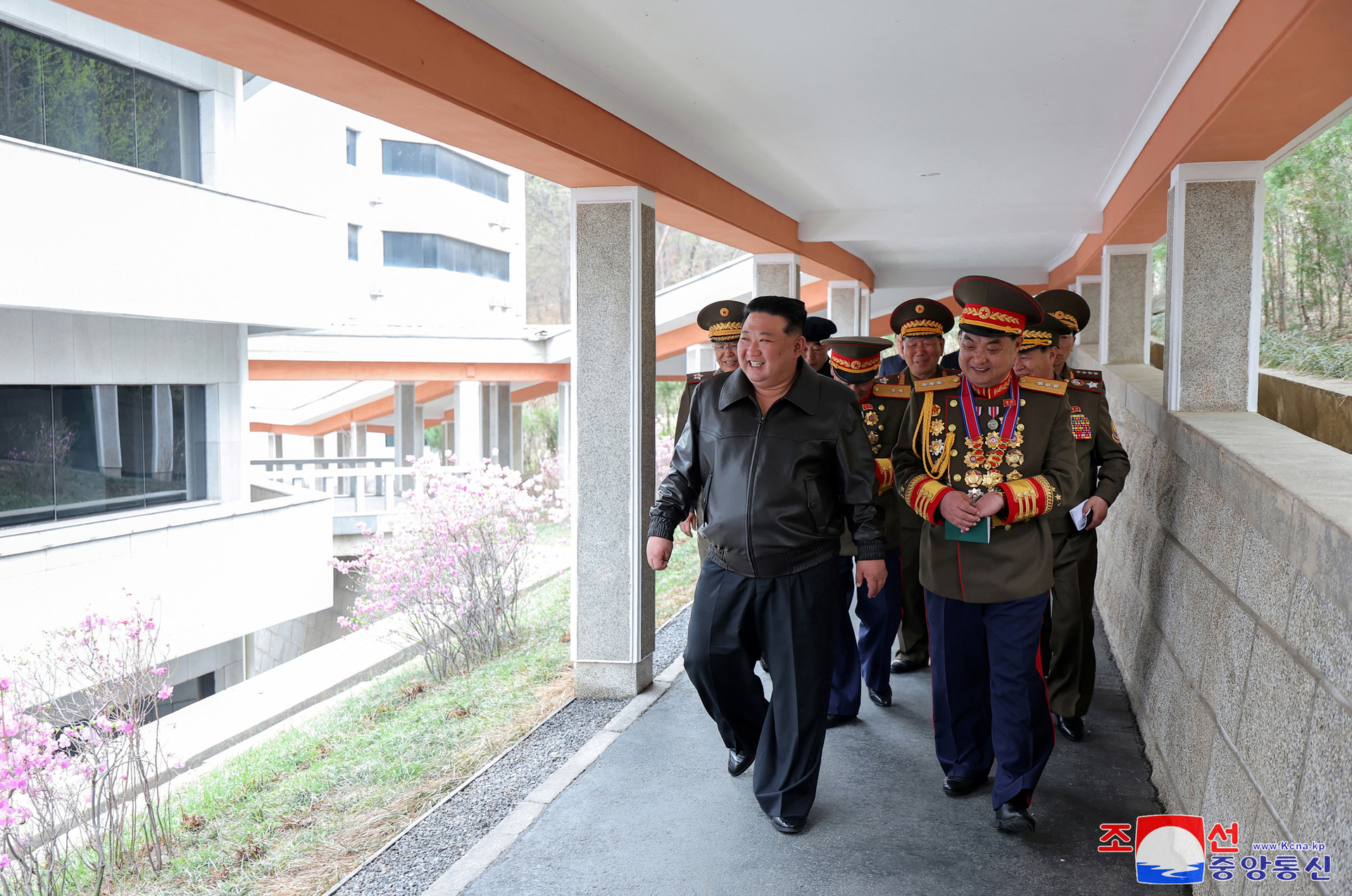区域地缘政治不稳  金正恩:朝鲜是时候备战