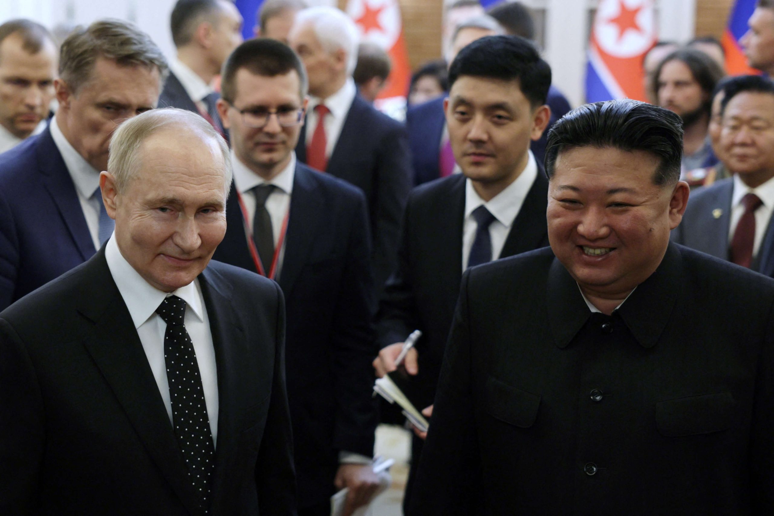 俄朝称兄道弟“反西方联盟”成型  中国紧盯两国热络关系