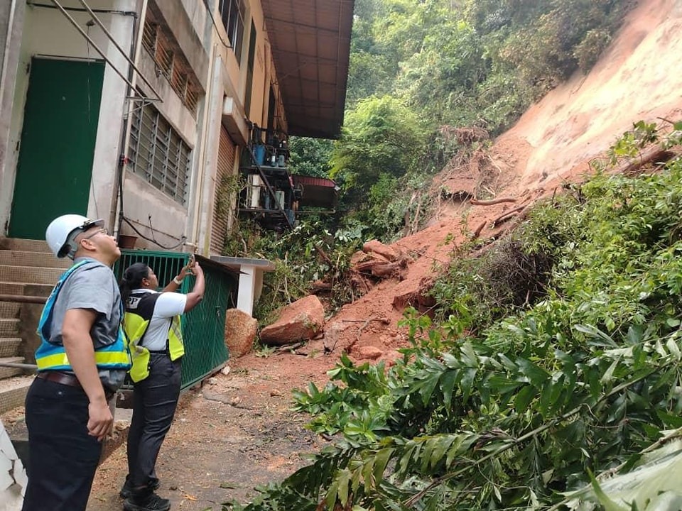 班台迈阿密土崩无伤亡 连日豪雨或是灾害祸首