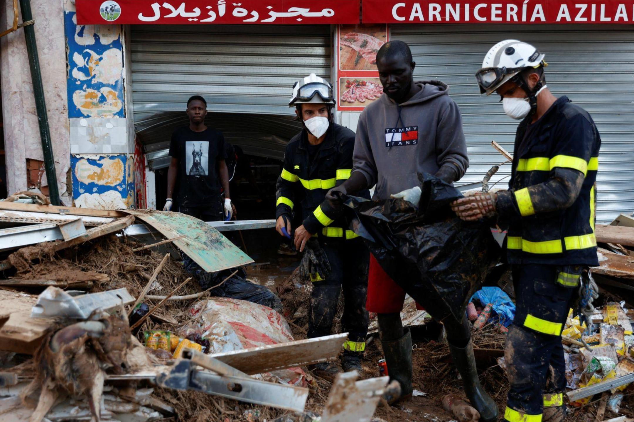 西班牙世纪大水灾 酿至少211人亡数十人失踪